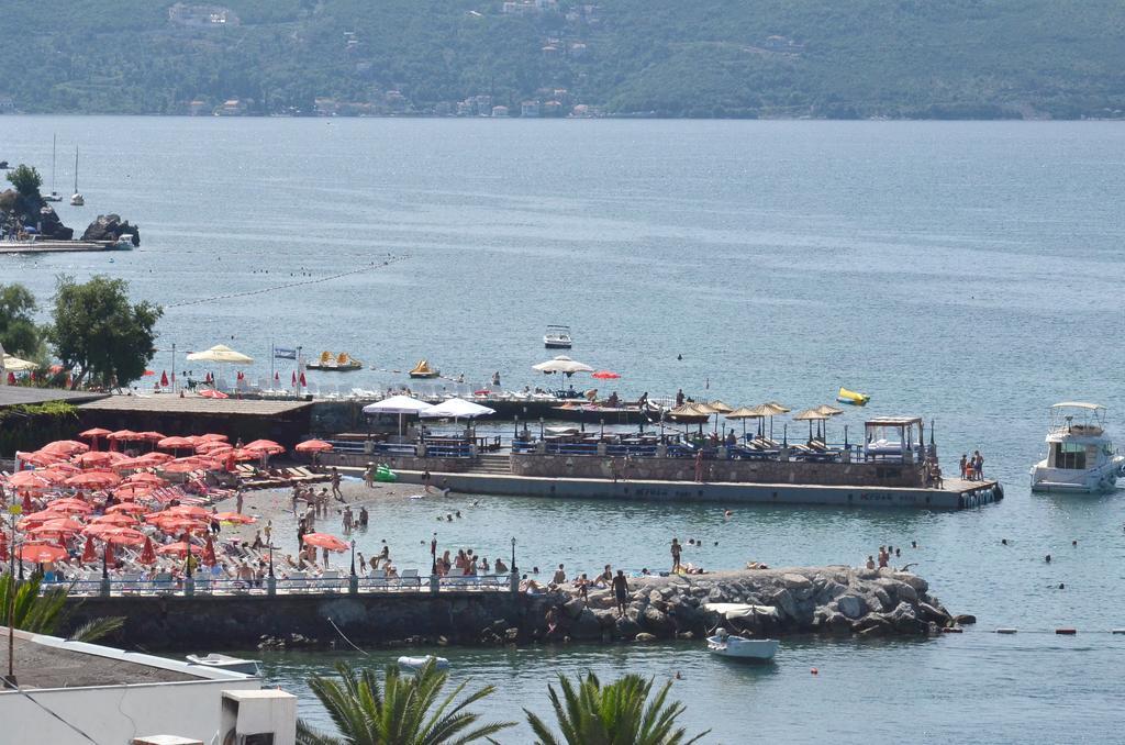 Apartments Bellevue - Otasevic Herceg Novi Zimmer foto
